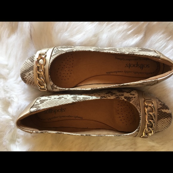 Flats - Picture 5 of 8